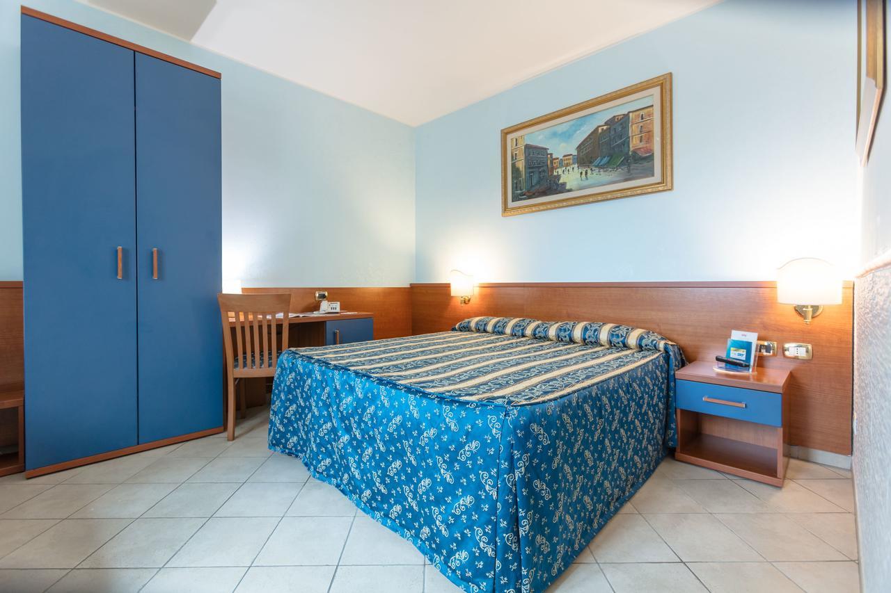 Hotel Borgo Del Mare 치비타베키아 외부 사진