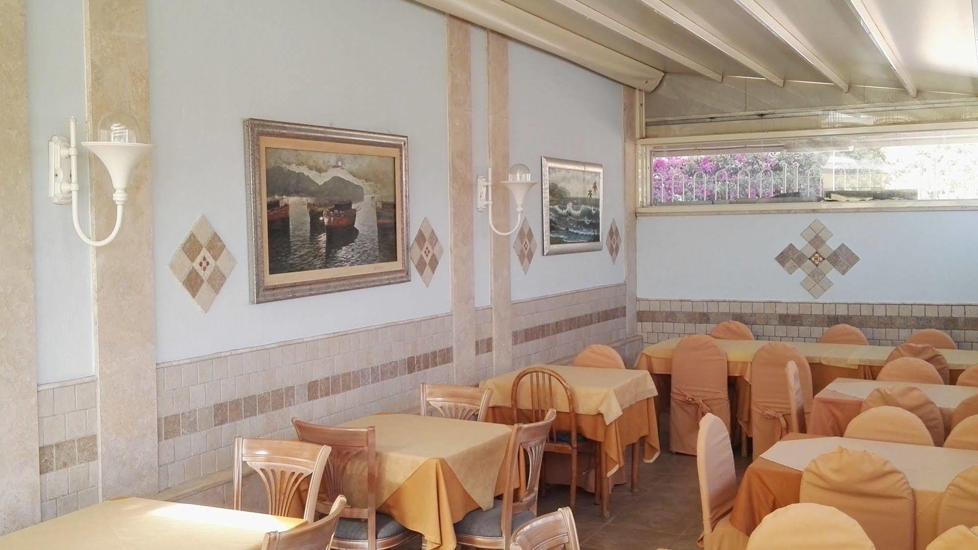 Hotel Borgo Del Mare 치비타베키아 외부 사진