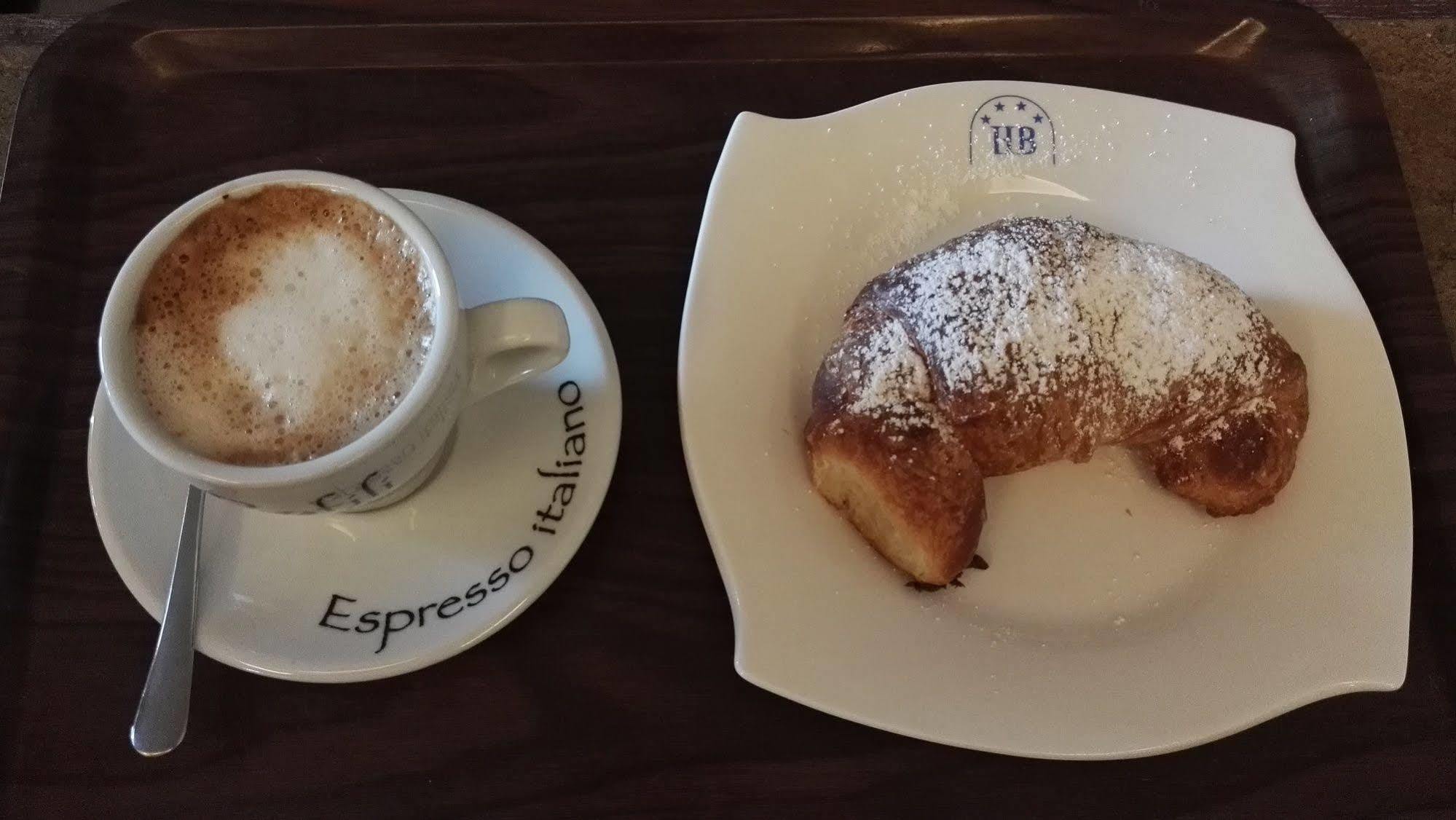 Hotel Borgo Del Mare 치비타베키아 외부 사진