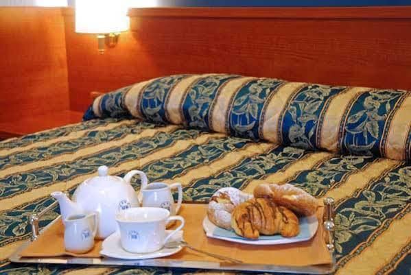 Hotel Borgo Del Mare 치비타베키아 외부 사진